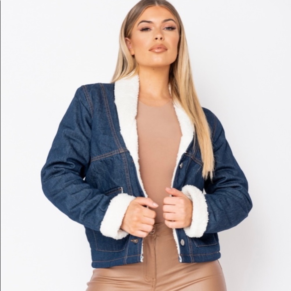 Blue teddy borg shawl collar denim jacket.